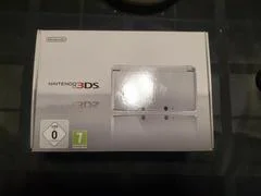 Carátula de Nintendo 3DS White