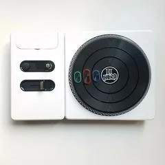 Carátula de DJ Hero White Stand-Alone Turntable