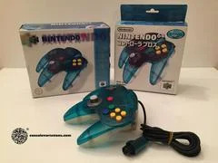 Carátula de Nintendo 64 Clear White & Blue Controller