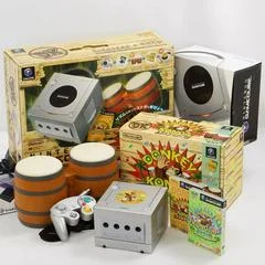 Carátula de GameCube Silver Console [Donkey Konga Starter Pack]