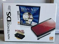 Carátula de Nintendo DS Lite: Brain Age 2 & Carrying Case Bundle